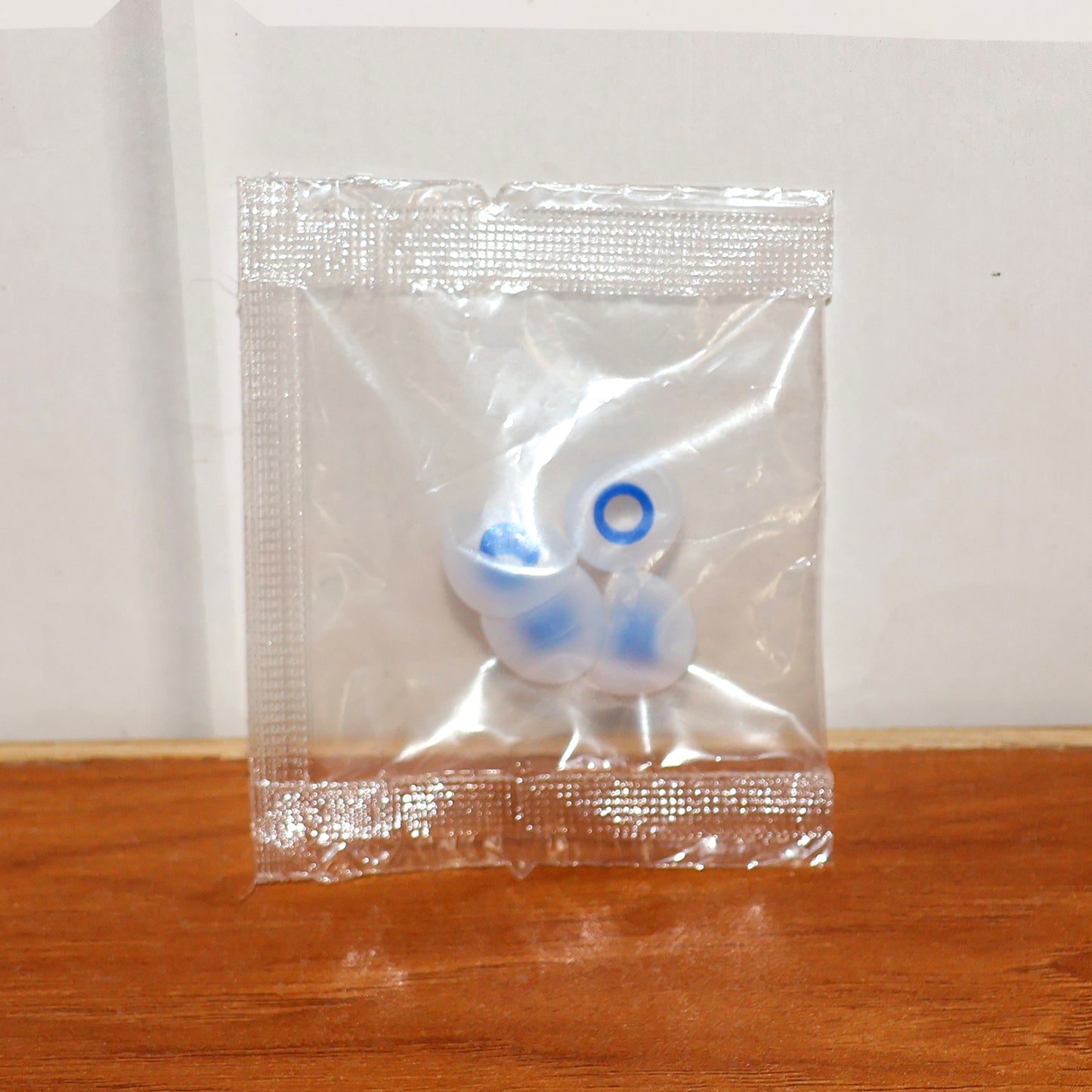 Premium Silicone Earbud Tips - (4 Pc Set)