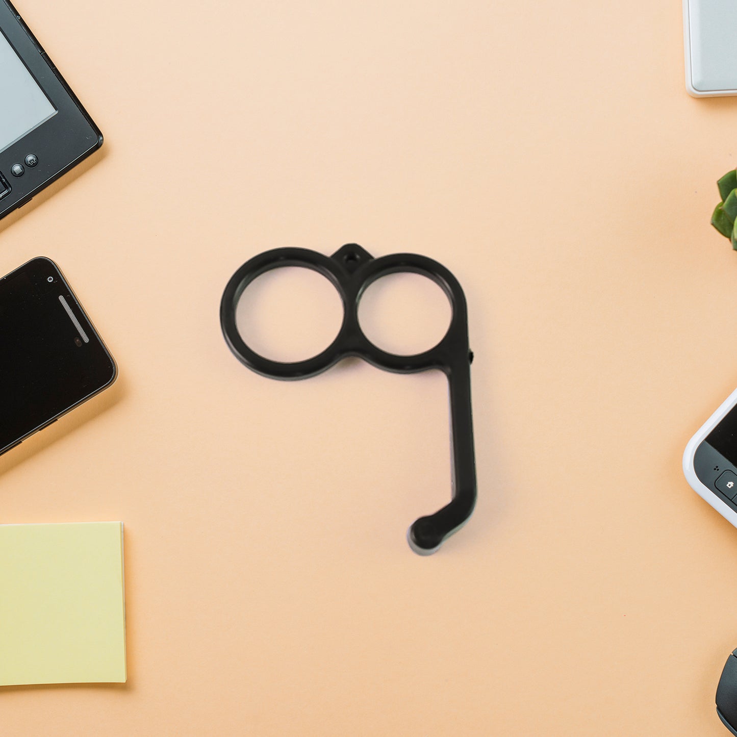 Plastic Hand Mobile Stand (Mix Color  1 Pc)