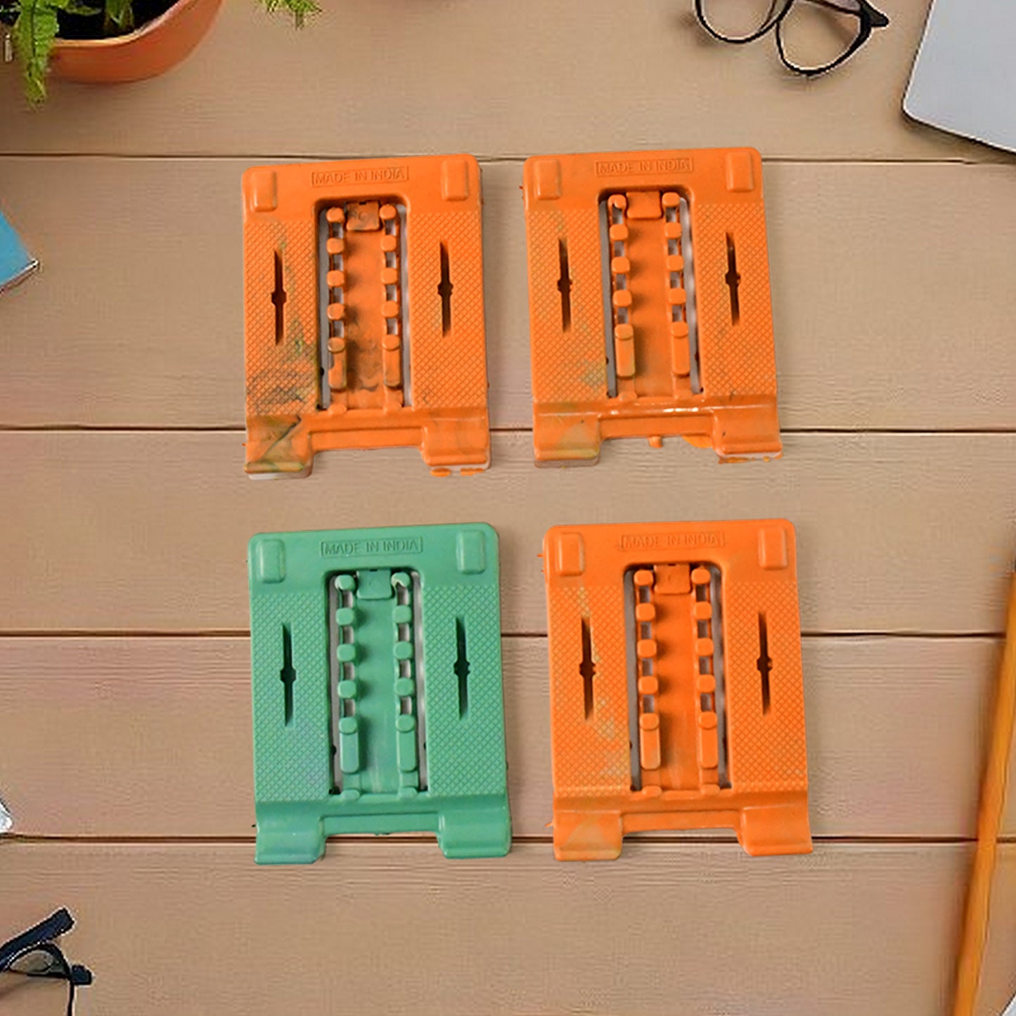 Adjustable 4 Steps Foldable Mobile Stand Holder (4 Pc)