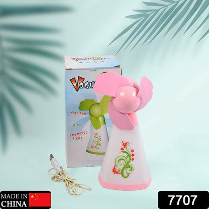7712 Cute Bright Color Desktop Office Usb Mini Fan Battery Usb Fans Usb Mini Fans (Battery Not Include)
