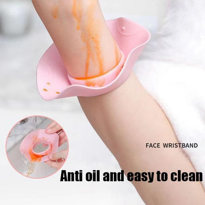 Silicone Wrist Water Stopper For Washing (2 Pc)