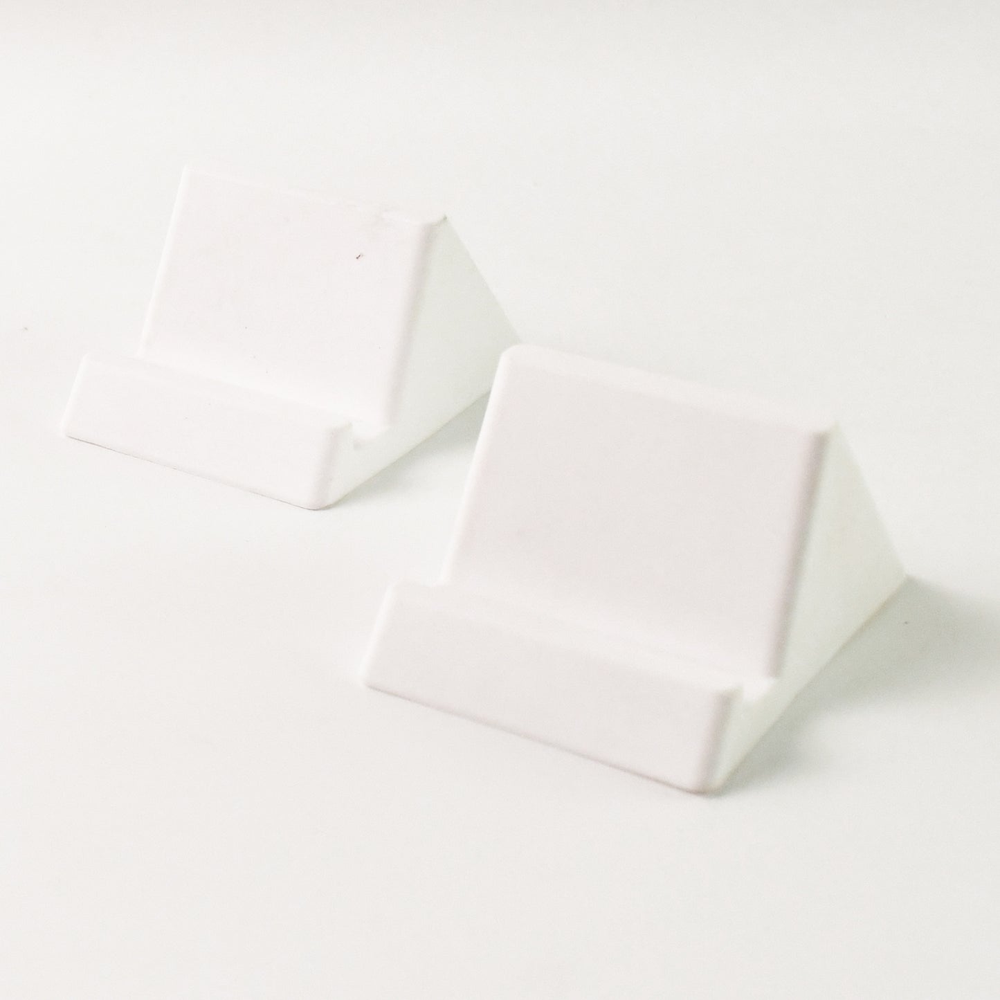 Compact Plastic Mobile Phone Holder Stand (2 Pc  Mix Color)