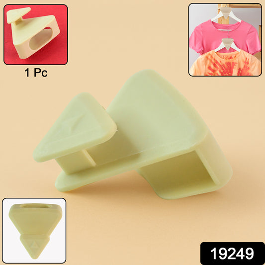 Multi-functional Plastic Triangle Hanger Connector Hooks (1 Pc)