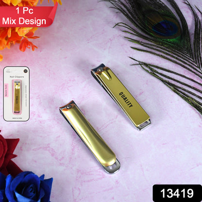 Stainless Steel Folding Portable Large Nail Clippers With Nail File (1 Pc)