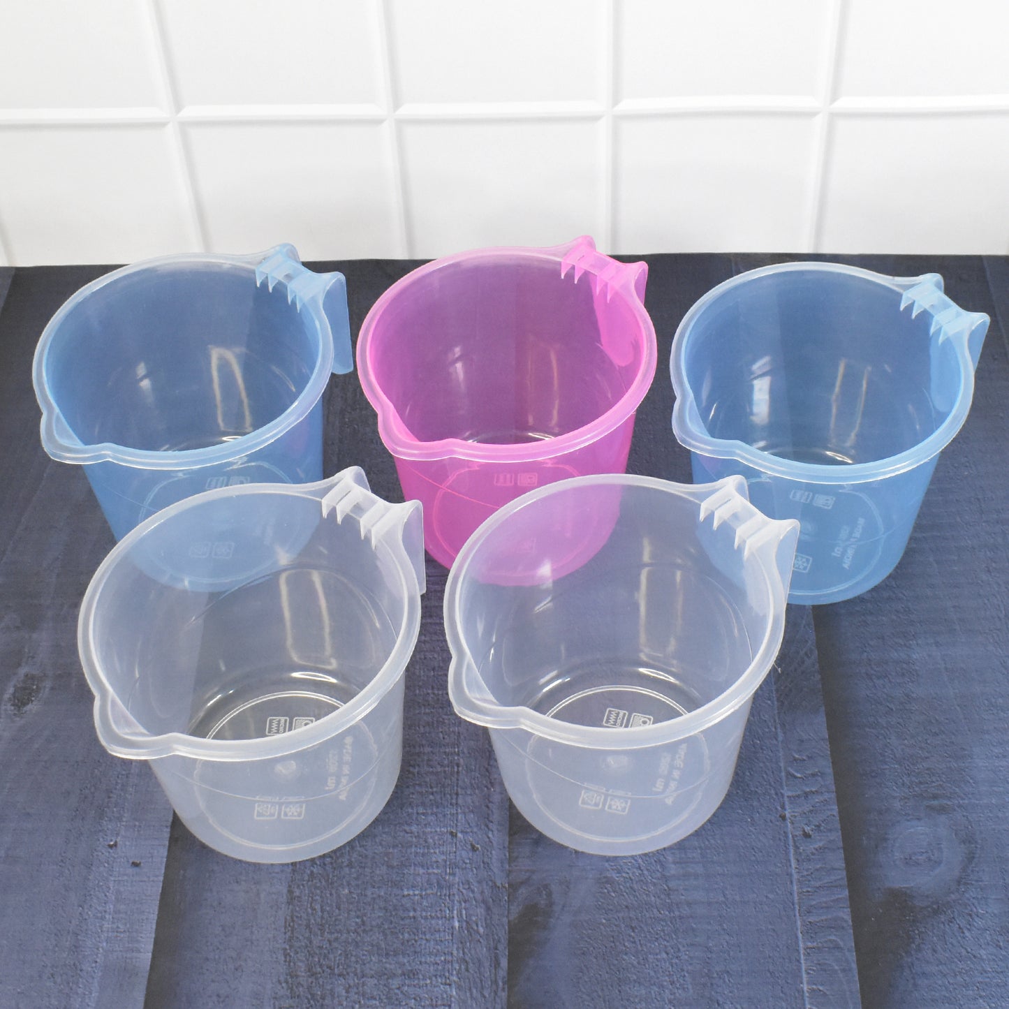 Plastic Round Transparent Bath Water Mug (5 Pc  Mix Colour  1200 Ml)