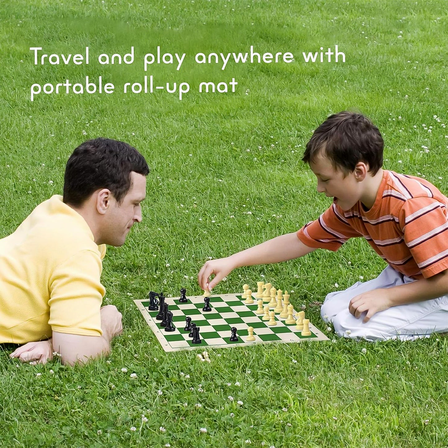 Small Premium Portable Chess Set Plastic Chess Pieces (1 Set)